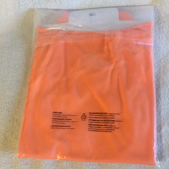 Puma Women's Tech Pro Polo - Medium - NWT - Orange - Picture 2 of 2